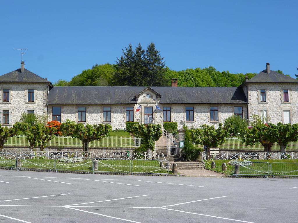 Chambres D'Hotes L'Hirondelle Du Lac Peyrat-le-Chateau Экстерьер фото