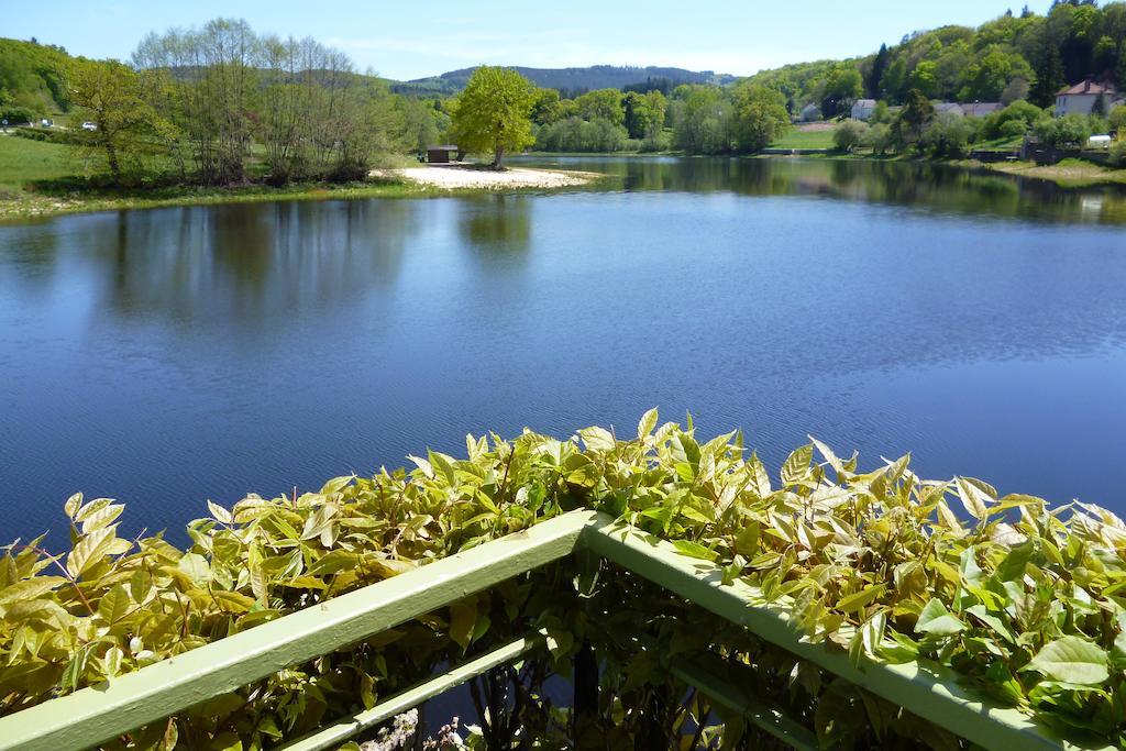Chambres D'Hotes L'Hirondelle Du Lac Peyrat-le-Chateau Экстерьер фото